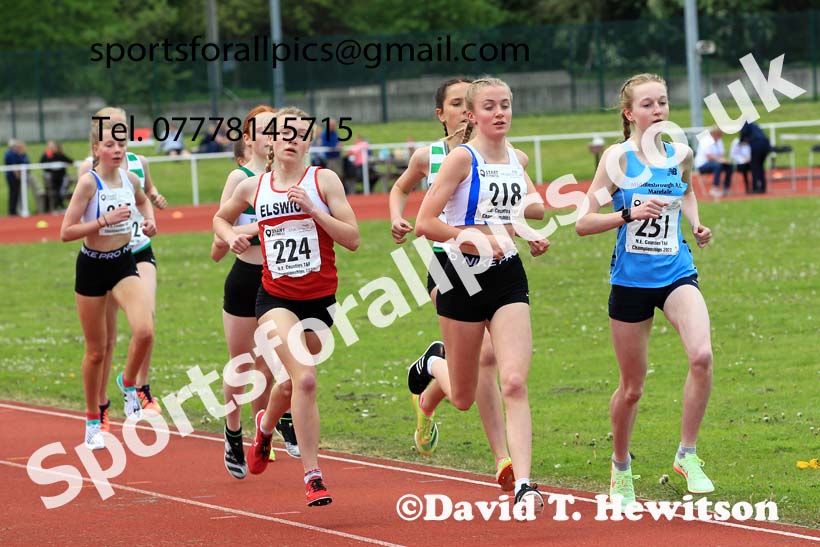 Women and Girls 1500 metres, 2022 North Eastern Track and Field Champs., Middlesbrough. David T. Hewitson/Sports for All Pics